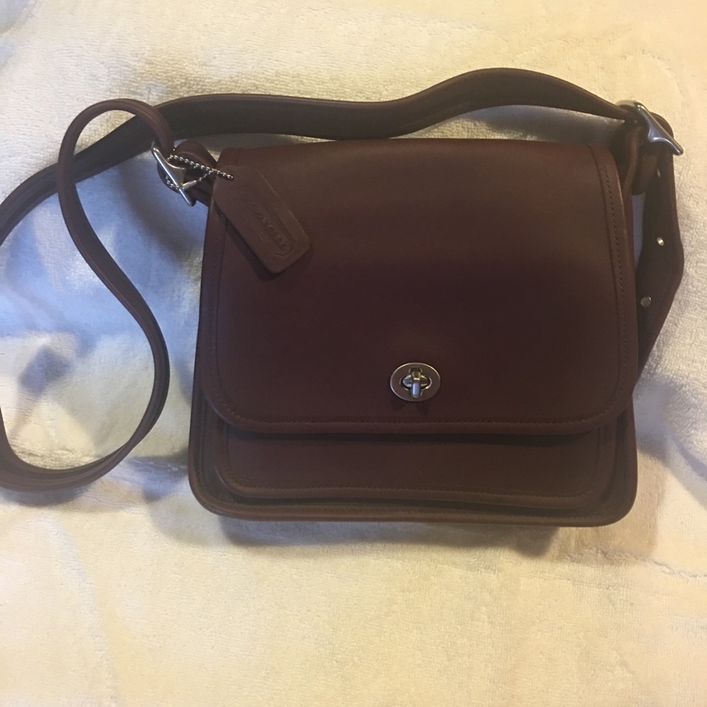 Vintage Coach shoulder bag 😍🌸💕